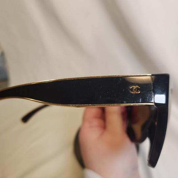 Chanel Black/Gold Mirrored Cat-Eye Sunglasses - Picture 7 of 10
